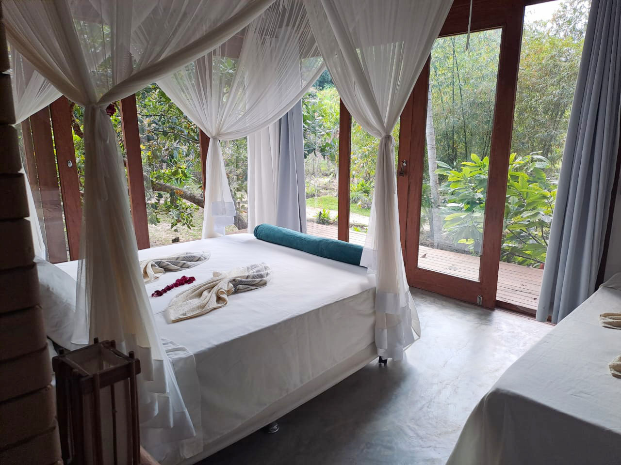 Refúgio Pachamama bungalow canopy bed